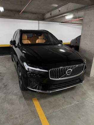 VOLVO XC60 2.0 T8 RECHARGE ULTIMATE AWD GEARTRONIC VOLVO XC60 2.0 T8 RECHARGE ULTIMATE AWD GEARTRONIC